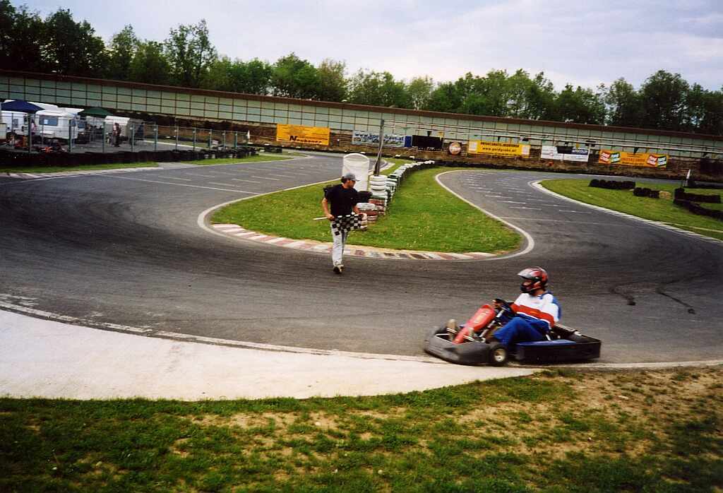 32.jpg